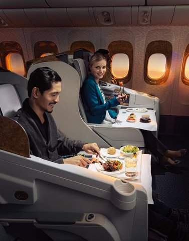Emirates z nagrodą za najlepsze jedzenie i wino na pokładzie