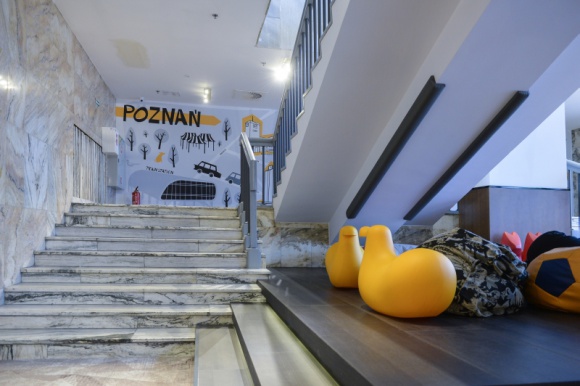 Novotel Poznań Centrum w nowej odsłonie Podróże, LIFESTYLE - Novotel Poznań Centrum jest kwintesencją tego, co najlepiej charakteryzuje stolicę Wielkopolski. To doskonałe połączenie klasyki z nowoczesnością, świata biznesu z rodzinną atmosferą i relaksu z aktywnością.