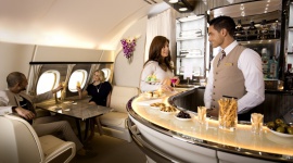 Szybszy awans do kolejnych poziomów w promocji Emirates Skywards Podróże, LIFESTYLE - Członkowie programu lojalnościowego Emirates Skywards zdobywają dodatkowe punkty Tier Miles, rezerwując i wykorzystując bilety na loty Emirates lub flydubai w okresie obowiązywania promocji Szybszy dostęp do korzyści w ramach kolejnych poziomów członkostwa Emirates Skywards