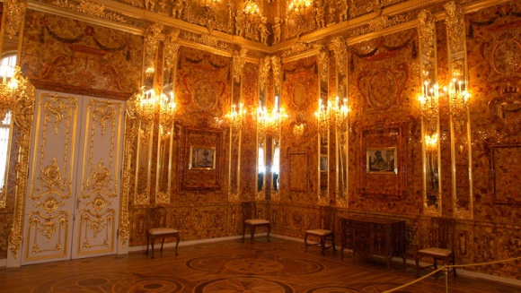Poszukiwanie archiwum Wehrmachtu Podróże, LIFESTYLE - Dotychczasowe poszukiwania Bursztynowej Komnaty w Mamerkach nie przyniosły rezultatów, ale to nie znaczy, że Muzeum II Wojny Światowej spoczywa na laurach. Wkrótce, przy udziale Bogusława Wołoszańskiego, rozpoczną się poszukiwania archiwum Wehrmachtu.