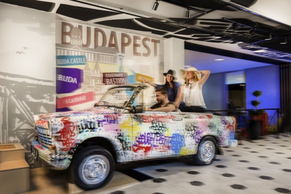 Hotel na miejskim wzgórzu Budapesztu Podróże, LIFESTYLE - Planujesz wyjazd do Budapesztu? Szukasz miejsca na nocleg? Hotel Mercure & ibis Budapest Buda mieszczący się przy Wzgórzu Zamkowym to dobra propozycja dla wszystkich planujących letni city break czy wyjazd służbowy na Węgry.