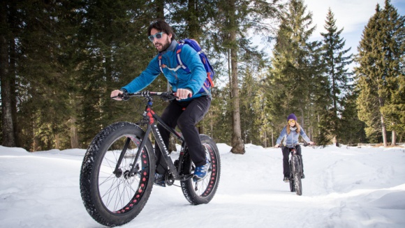 Więcej niż narty. Odkryj Trentino zimą Podróże, LIFESTYLE - Trentino to świetne miejsce na zimowy urlop nie tylko ze względu na stoki narciarskie. Rowerowe wycieczki, wędrówki w rakietach śnieżnych, a nawet wspinaczka po oblodzonych wodospadach – to tylko niektóre spośród atrakcji, których można doświadczyć w Trentino.