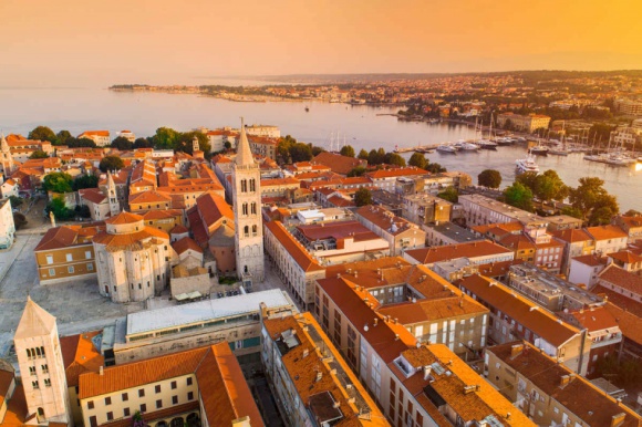 Jak zaoszczędzić na lotach i noclegach w 2020 Podróże, LIFESTYLE - Wyszukiwarka KAYAK.pl podpowiada, kiedy rezerwować bilety lotnicze i hotele do najpopularniejszych miejsc w 2020.