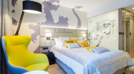 Jaki pokój w hotelu wybrać? Mercure Kraków Stare Miasto podpowiada Podróże, LIFESTYLE - Współczesne hotele na całym świecie, niezależnie od lokalizacji oferują swoim gościom szeroki wachlarz ofert i pokoi. Dla tych, którzy szukają pomocy hotel Mercure Kraków Stare Miasto przygotował autorską grafikę